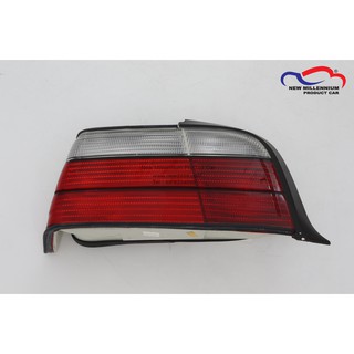 ไฟท้าย BMW E36 ปี 1994 2ประตู ฝาขาว แดง ไม่มีขั้วไฟ DEPO (ขายแยกข้าง)