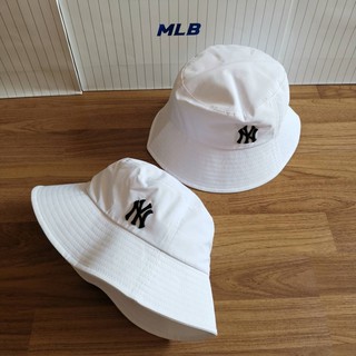 MLB seambol shadow bucket hat หมวกปีก สีขาว 🤍🤍 Size : 57cm