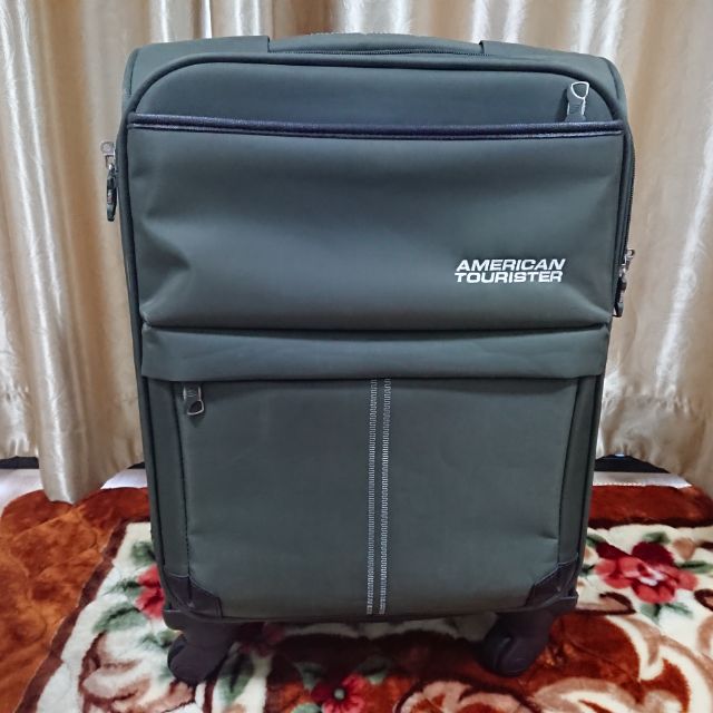 กระเป๋า​เดินทาง​American​ tourister​ไซส์​ 20นิ้ว​ มือสอง​แท้​💯​