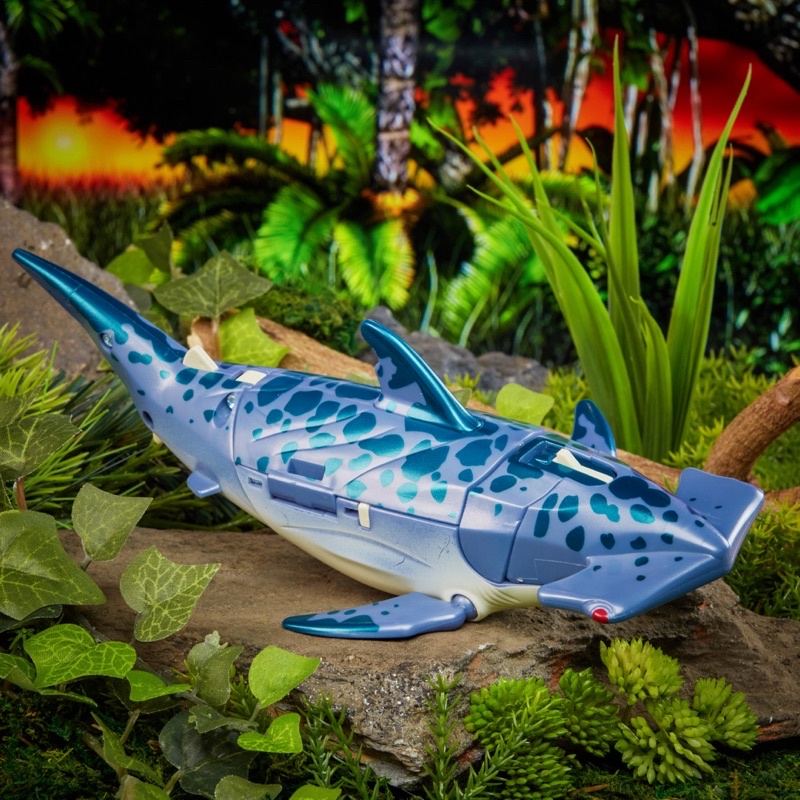 Hasbro Transformers Vintage Beast Wars Maximal Cybershark