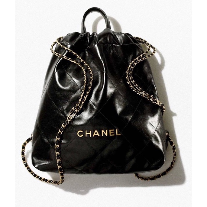 NEW!! CHANEL 22 Backpack (gold)Gold hardware