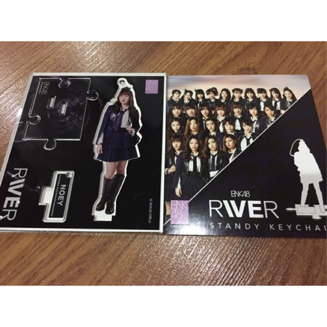 Standy river BNK48