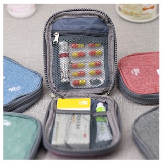 กระเป๋าใส่ยา  สำหรับเดินทาง ท่องเที่ยว ปฐมพยาบาล Travel storage bag for medicines