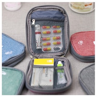 กระเป๋าใส่ยา  สำหรับเดินทาง ท่องเที่ยว ปฐมพยาบาล Travel storage bag for medicines