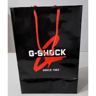 ถุงกระดาษ G-Shock สีดํา พร้อมเชือกหูหิ้ว กระดาษหนา เคลือบเงาอย่างดี