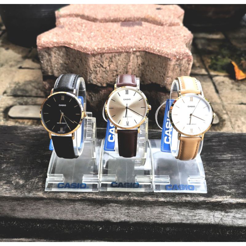 นาฬิกา​ข้อมือ​ผู้หญิง​ Casio​ รุ่น VT01 สายหนัง​ กันน้ำ