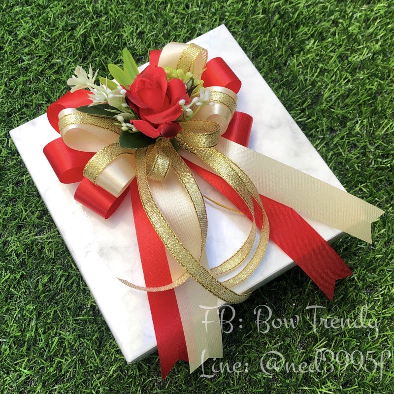 โบว์แดงทองกุหลาบแดง12*20cmสื่อรัก/โบว์ติดของขวัญ,กระเช้า,ชะลอม/ปลีก/รุ่นโบว์ช่อกุหลาบแดงM