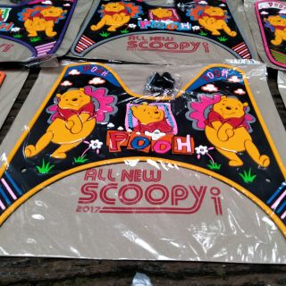 แผ่นยางวางเท้า scoopy I ปี 2012-2023  หมีพูห์  (ส่งจ.-ส.)