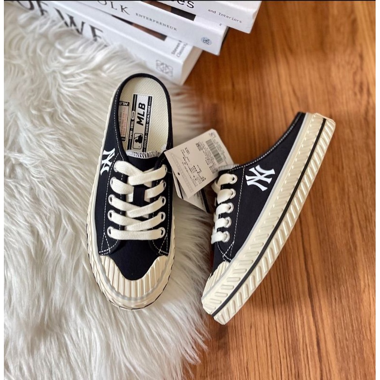 📌แท้ 💯% พร้อมส่ง MLB playball origin mule รองเท้าเปิดส้น สีดำ / รองเท้า NY สินค้าของแท้ 100% จาก Sho