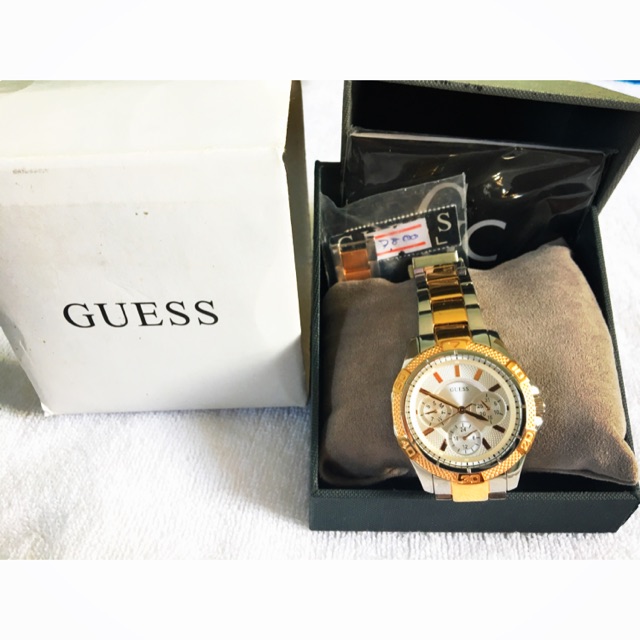 นาฬิกายี่ห้อ GUESS ของแท้