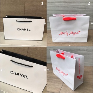 ถุง ถุงกระดาษ แบรนด์ CHANEL , Misty mynx ของแท้ มั่นใจได้เลย แท้แน่นอน สภาพใหม่ ถุงใส่ของ ถุงเครื่องสำอาง ถุงเสื้อ