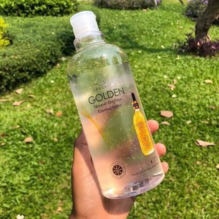 VANEKAA GOLDEN NOURISH BRIGHTEN ESSENCE WATER 500g. น้ำตบวานีก้า  น้ำตบบำรุงผิวหน้าสูตรผสมทองคำ