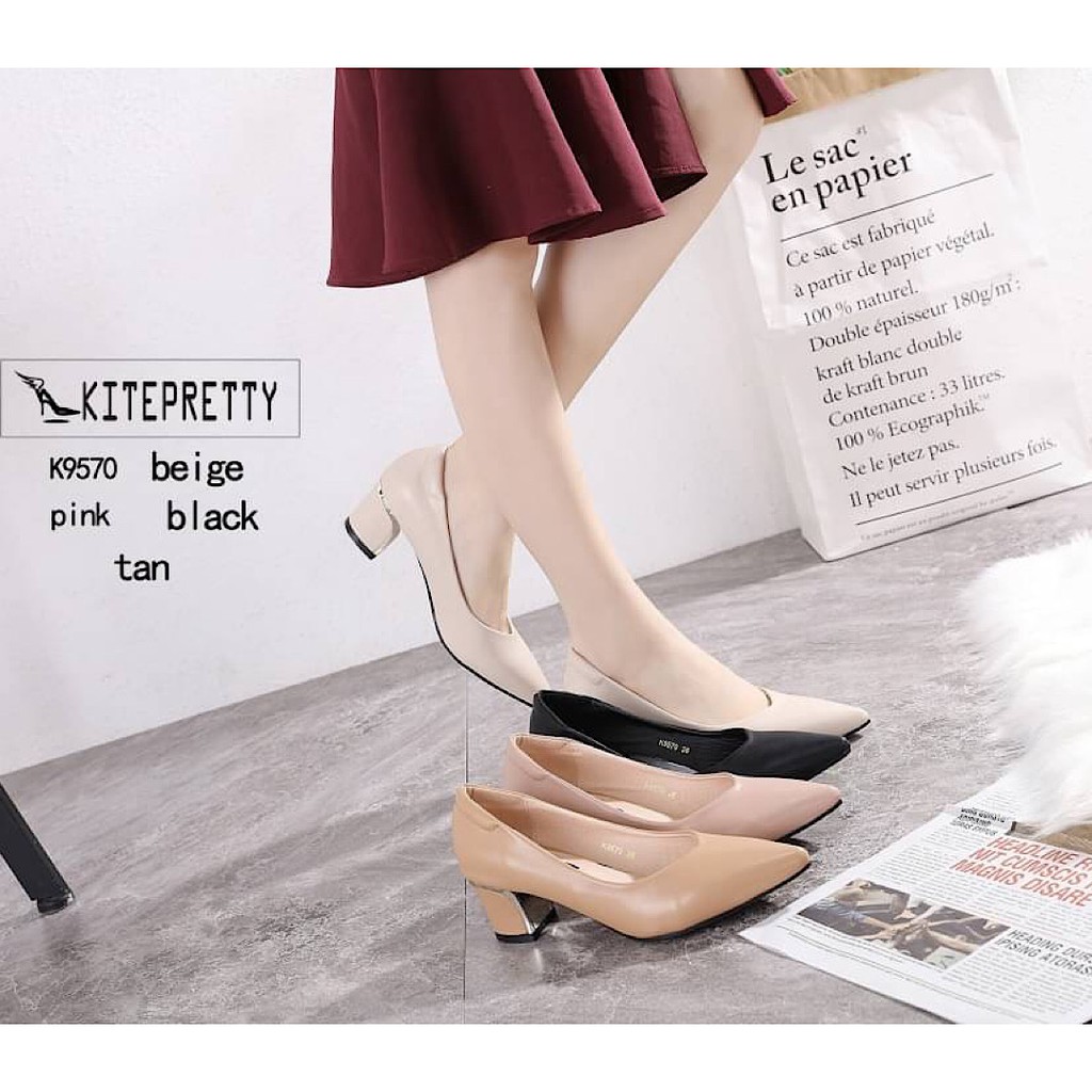 สินค้าพร้อมส่ง K9570 รองเท้าคัชชูส้นก้อน สูง 2 นิ้วหนังพียูนิ่มใส่สบาย