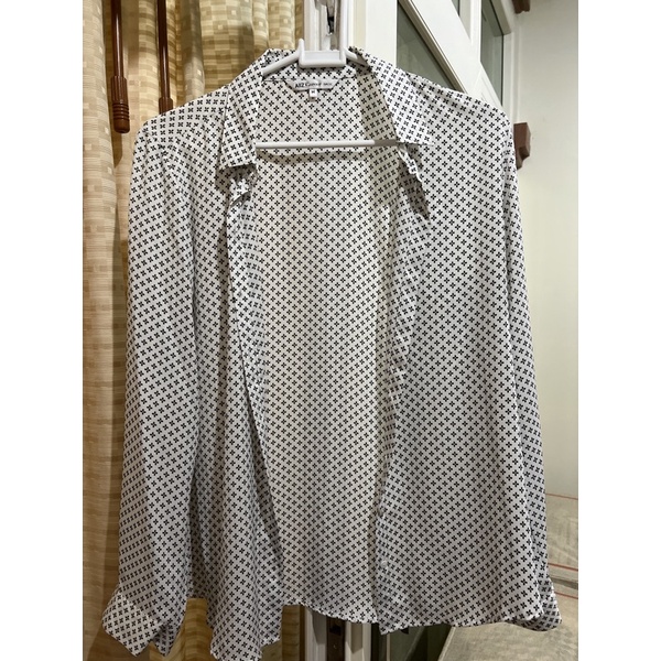 เสื้อเชิ้ตผู้หญิงใส่ทำงานยี่ห้อ a2z ไซด์เอ็ม