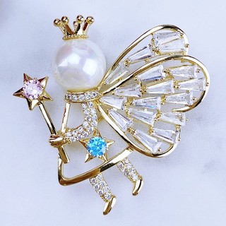 Miss Earring เข็มกลัดนางฟ้าเพชร CZ Magic Angel สีทอง