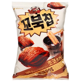 Orion turtle chips corn choco churros flavor 65 g  ขนมข้าวโพดทอดกรอบรสช็อกโกแลต