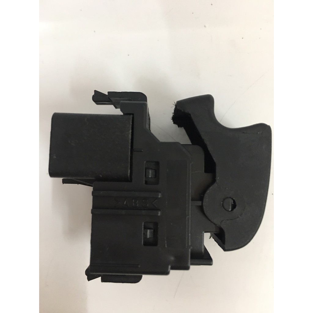 Innova Hilux Vigo Fortuner สวิตซ์ปิดกระจก รหัส 84810-0K010