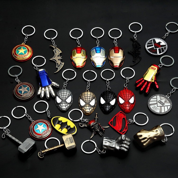 พวงกุญแจ Avenger Marvel พร้อมหน้ากาก ถุงมือ ป้าย 2