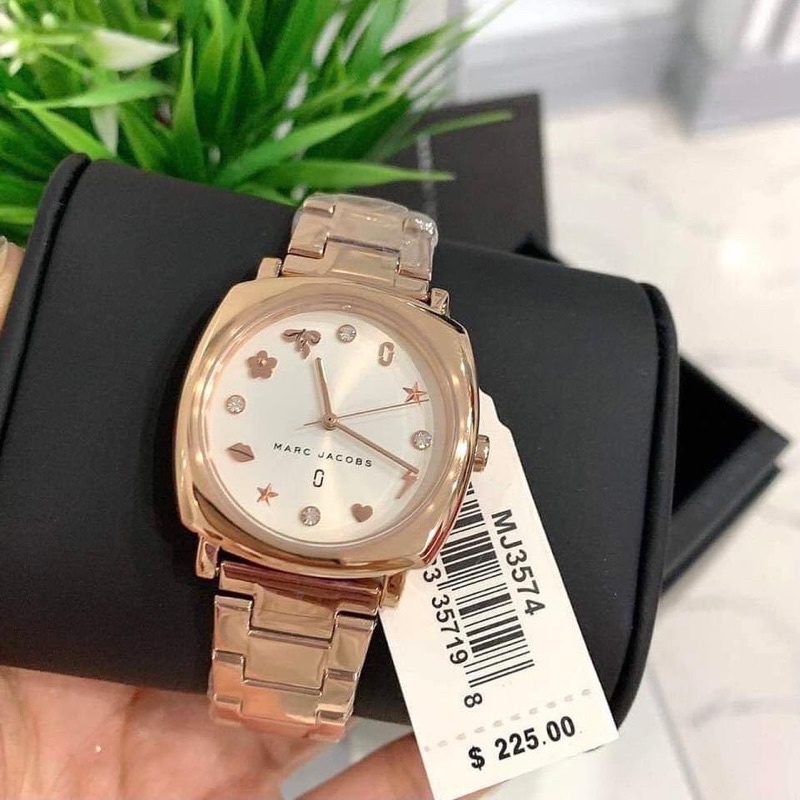 Marc Jacobs นาฬิกาข้อมือผู้หญิง Mandy White Dial Rose Gold รุ่น MJ3574