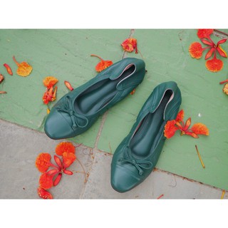 Panistashoes รองเท้าคัชชูหนังแกะ รุ่น Somerset Flat - Forest Green