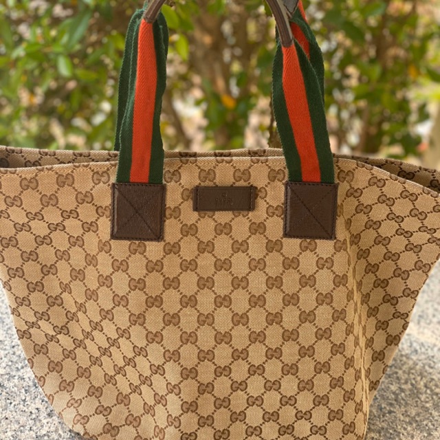 กระเป๋า Gucci ของแท้ มือสอง