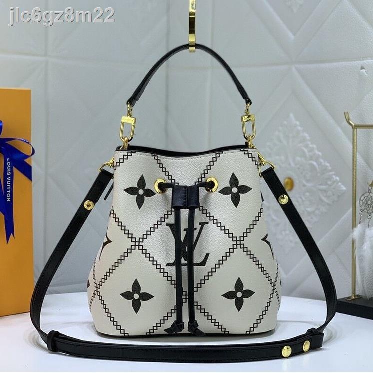 LV/Louis Vuitton (High Quality Original Version) New White Lady Bucket