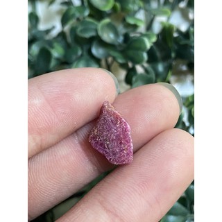 (Z)พลอยธรรมชาติ ทับทิมดิบ(Ruby) พลอยแท้100% น้ำหนัก 9.00 กะรัต