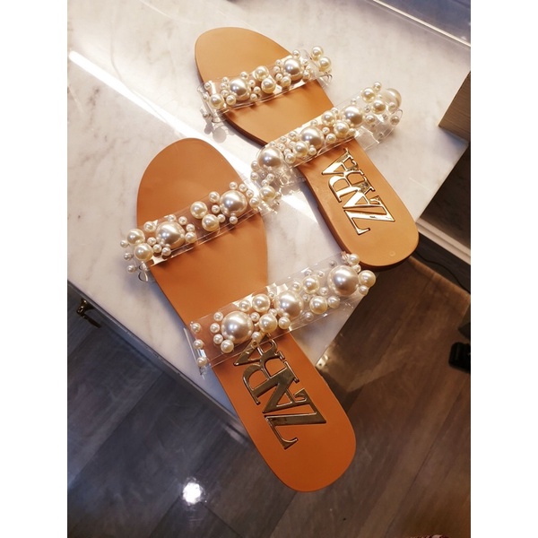 พร้อมส่ง 37-41 ถูกสุดในไทย รองเท้าแตะZ มุก งานตามหา