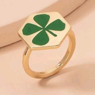 Green-Flower Ring : ♣ แหวนดอกไม้สีเขียว ♣