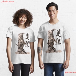 photo man top Shadows Die Twice เสื้อยืด เซกิโระ เสื้อยืดลายการ์ตูน Sekiro Essential T-Shirt women