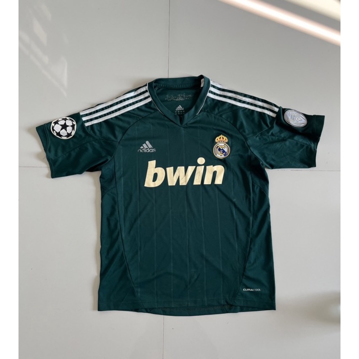เสื้อบอลมือสอง เสื้อReal Madrid ปี12/13
