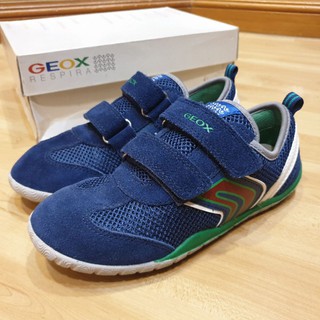 ผ้าใบเทปแปะสีกรม แบรนด์ GEOX ใหม่ของแท้จาก Premium Outlet CentralVillege