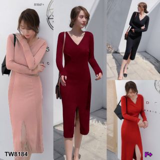 👗เดรสคอวีแขนยาว ทรงเข้ารูป สีพื้น เนื้อผ้าเรย่อน ยืดหยุ่นเข้ารูปเซ็กซี่ๆ แต่งผ้ากระโปรงด้านหน้า พร้อมส่ง