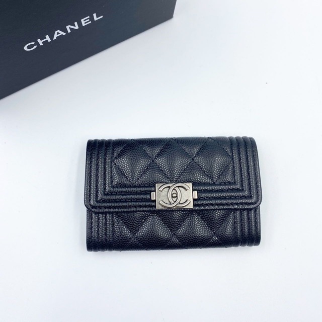 new Chanel card holder holo 30