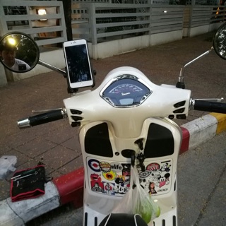 ชุดที่จับโทรศัพท์มือถืออลูมิเนียม สำหรับ New Vespa แบบที่2 ยึดรูกระจก