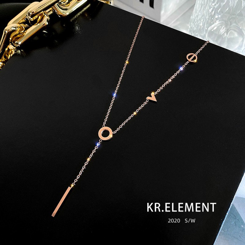 ขายตรงจากโรงงาน รัก เหล็กไทเทเนียม ไม่ซีดจาง โรสโกลด์ สร้อยคอโซ่ไหปลาร้า สร้อยคอสั้น สร้อยคออารมณ์ สําหรับผู้หญิง