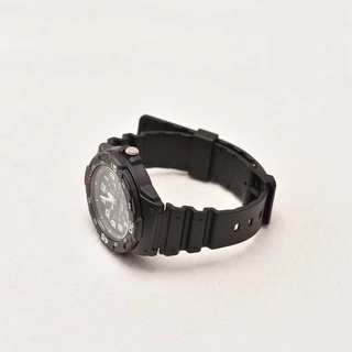 สายนาฬิกาข้อมือ ซิลิโคนเรซิ่น กันน้ํา แวววาว แต่งหัวเข็มขัด สําหรับ Casio MRW-200H