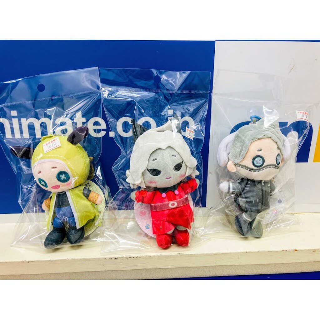 Identity V x Sanrio Characters Sitting Plush Mascot ของแท้นำเข้าจากญีปุ่น