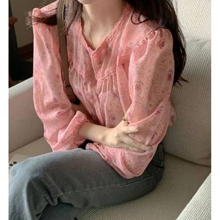 Zara top 2020 🔥🔥เสื้อโบฮีเมี่ยนคอกลม ผ่ากระดุมหน้า แต่กุ้นขอบผ้าลูกไม้ ใส่ทำงานหรือใส่ไปเที่ยวคาเฟ่ถ่ายรูปชิคๆเรเรเริส