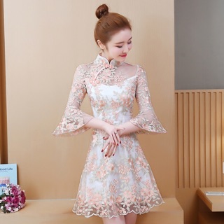 ชุดเดรสคอจีนปักลายดอกไม้สีชมพูใบไม้สีทอง