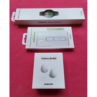 Samsung Galaxy S22 Ultra Protective Standing Cover Case Samsung Galaxy Buds2 =2999 Samsung Galaxy Watch4 =7999 มือ1