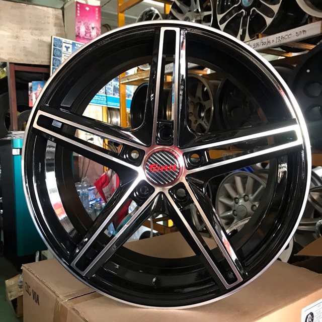 แม็กขอบ17 torq 5รู114