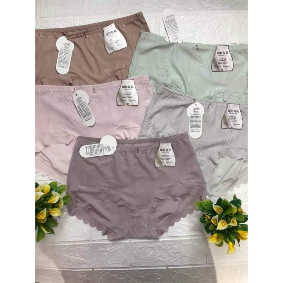 CODE : 6886 BREATHABLE LACE PANTIES / WOMEN MID WAIST SEAMLESS PANTIES