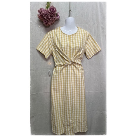 เดรสHofstoreสีเหลืองอ่อน