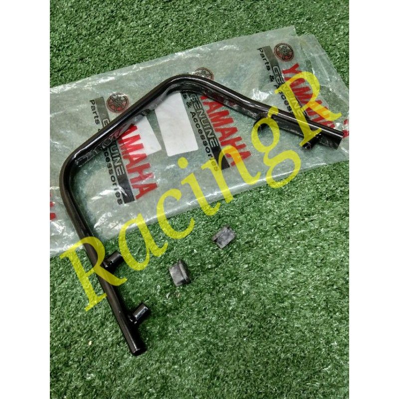 * YAMAHA RXZ SEAT HANDLE BAR L BAR BLACK 3XL-F4773-00