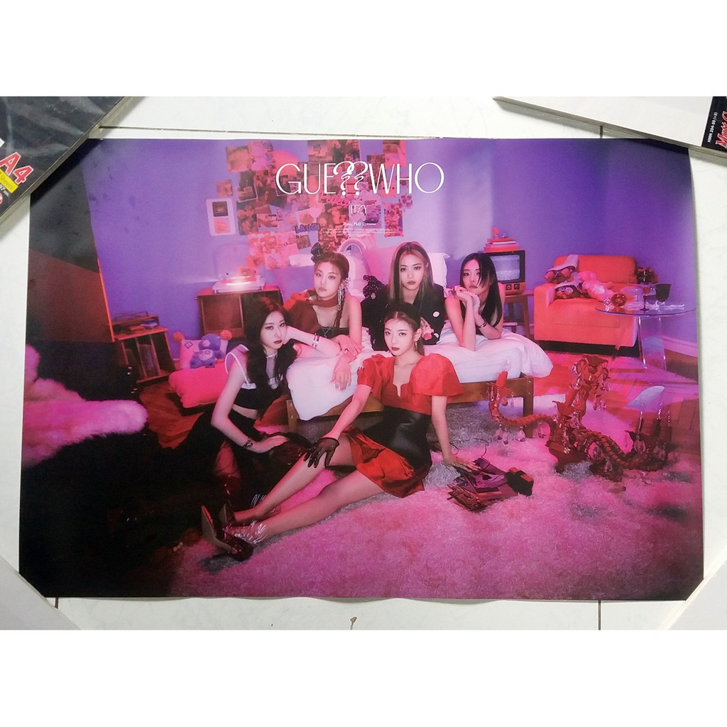 โปสเตอร์ ของแท้ จาก อัลบั้ม ITZY - GUESS WHO Album พร้อมส่ง Kpop Poster