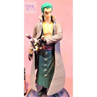 [ มือสอง งานแท้ ญี่ปุ่น ] Roronoa Zoro โรโรโนอา โซโล ยืนจับดาบ ขนาด 5" ฐานน้ำเงิน วันพีช Pirate Onepiece (ของแท้)