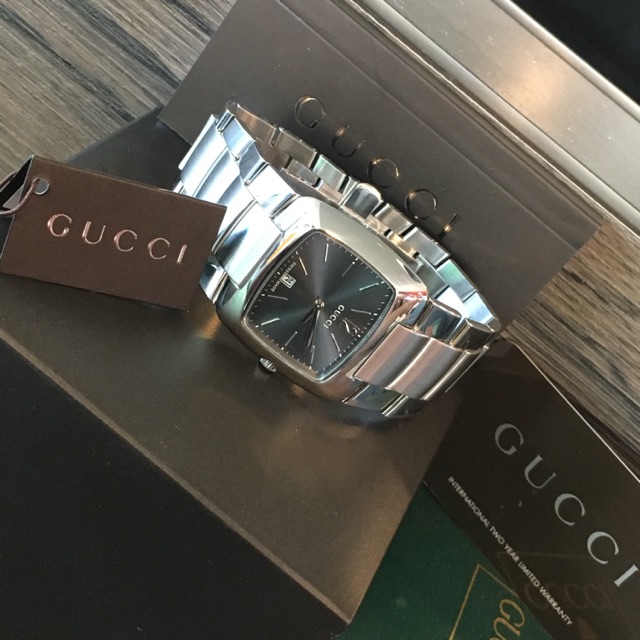 Gucci 8500M Stainless Steel Mens (Unisex) Watch with Black Dial