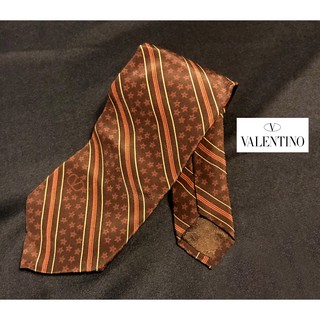 Necktie เนคไทแบรนด์เนม Valentino ของแท้ มือสอง สภาพดี ราคาถูก