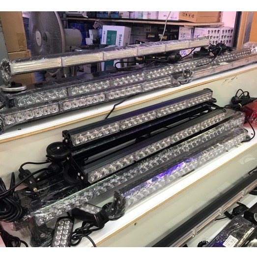 เทสก่อนส่ง งานเกรด A ใช้ได้ทั้งไฟ 12/24 v  ไฟไซเรนติดหลังคา แสงแรง 3 w หลอด LED ความยาว 60  90 120 c